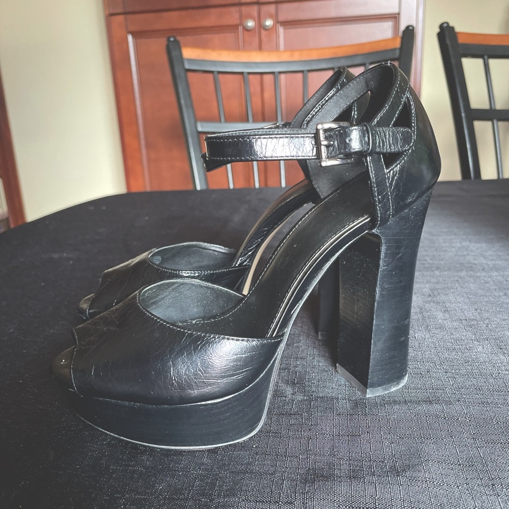 MICHAEL KORS HEELS